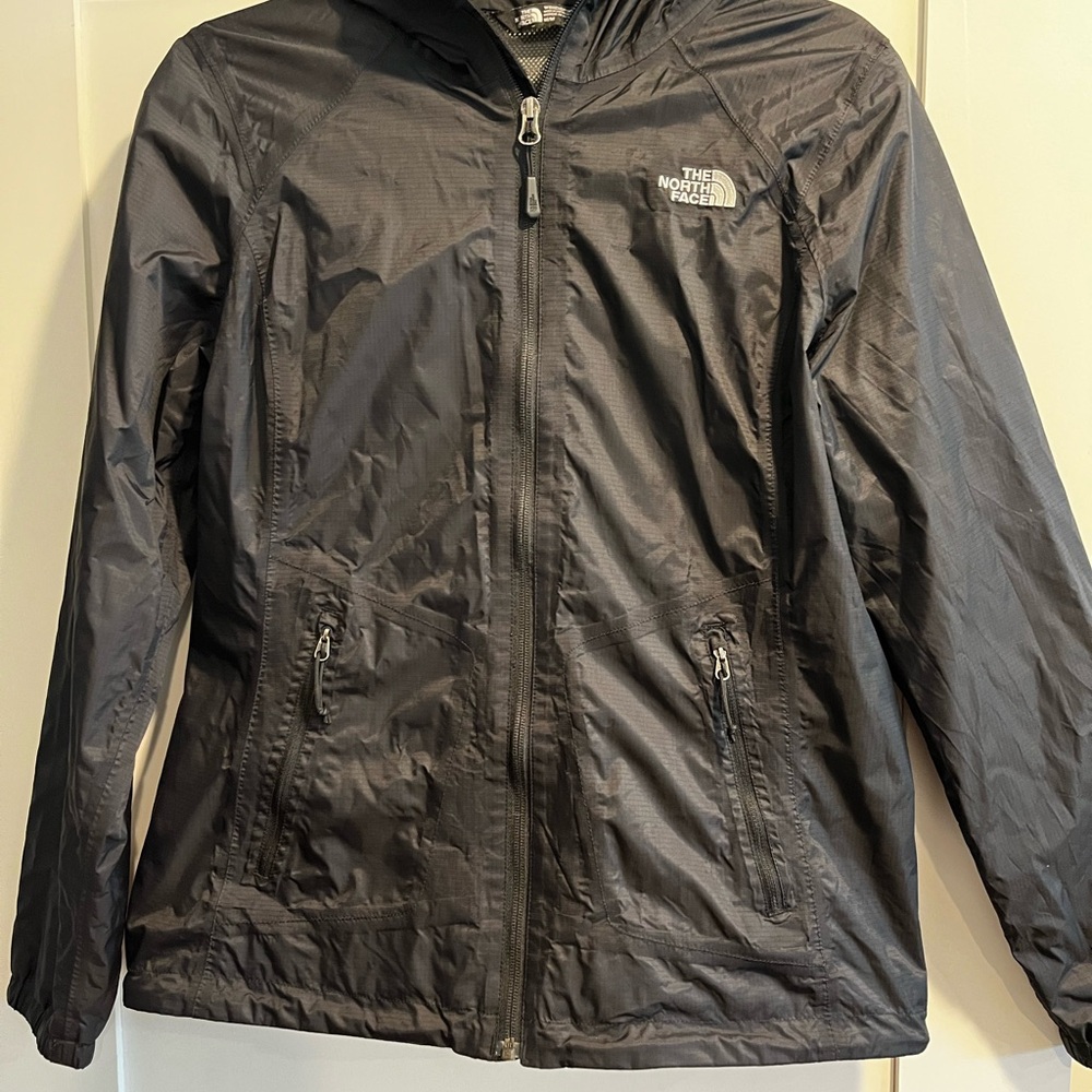 The North Face black windbreaker s17